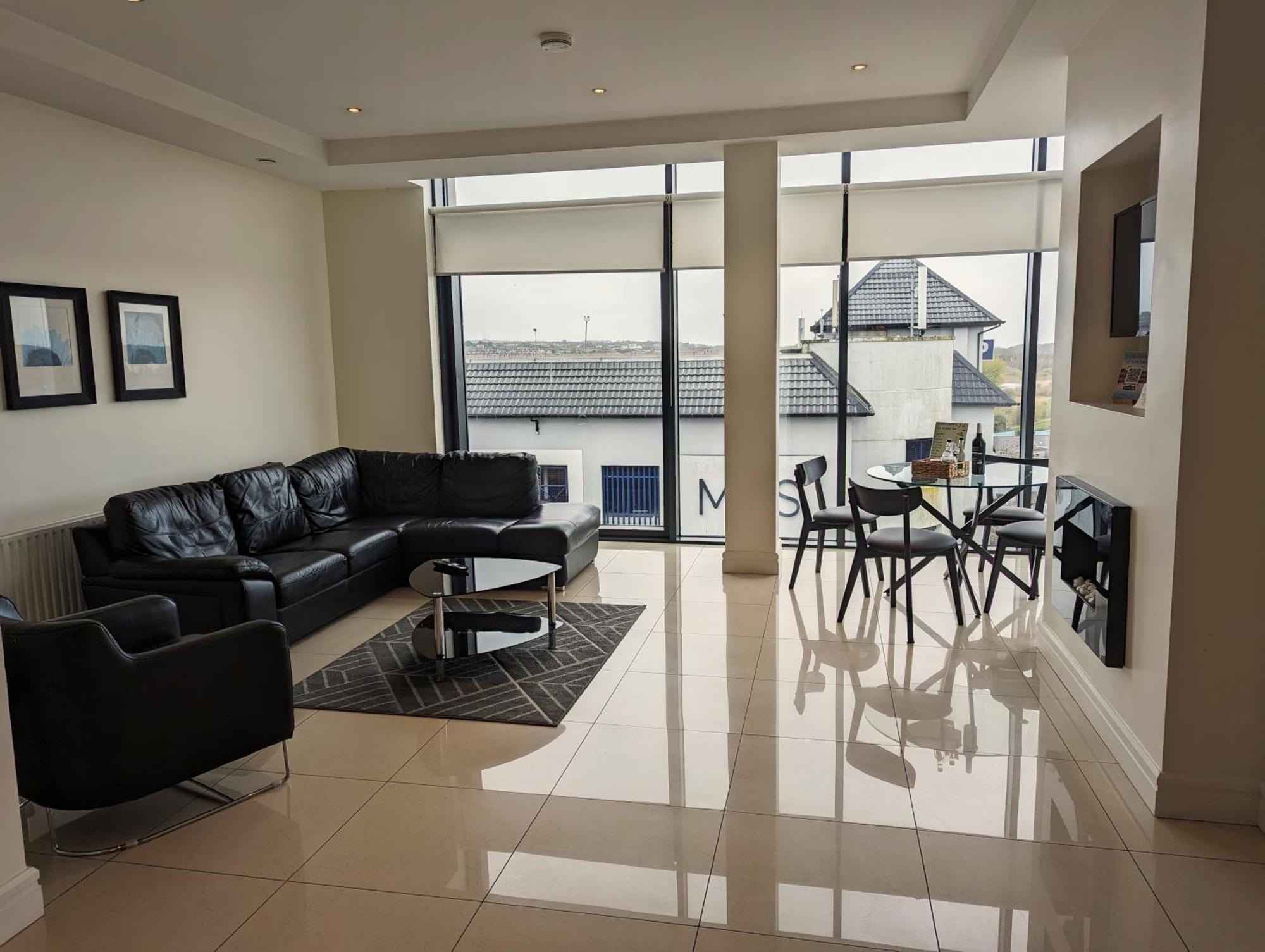 The Western Citypoint Apartments Galway Eksteriør bilde
