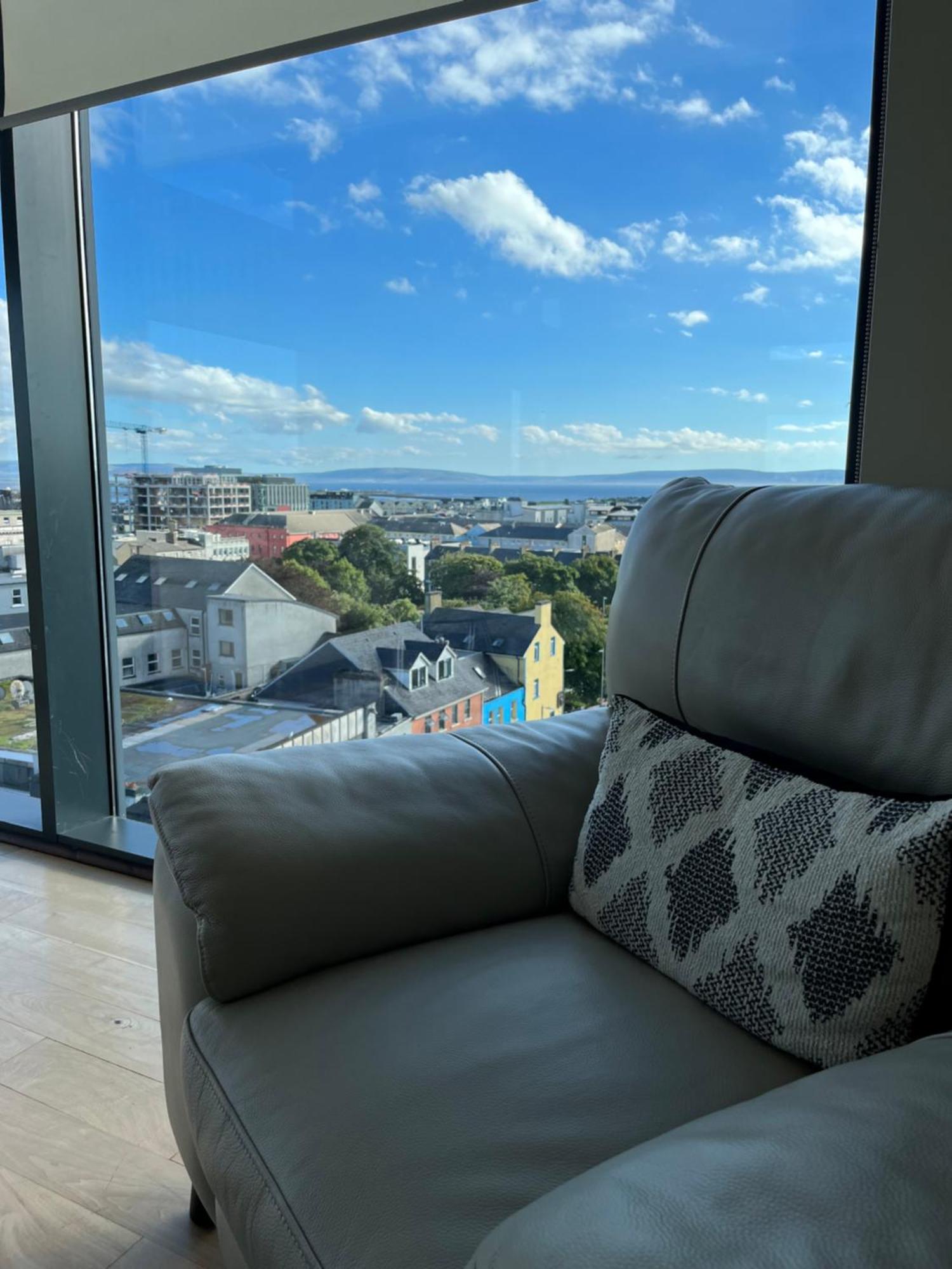 The Western Citypoint Apartments Galway Eksteriør bilde