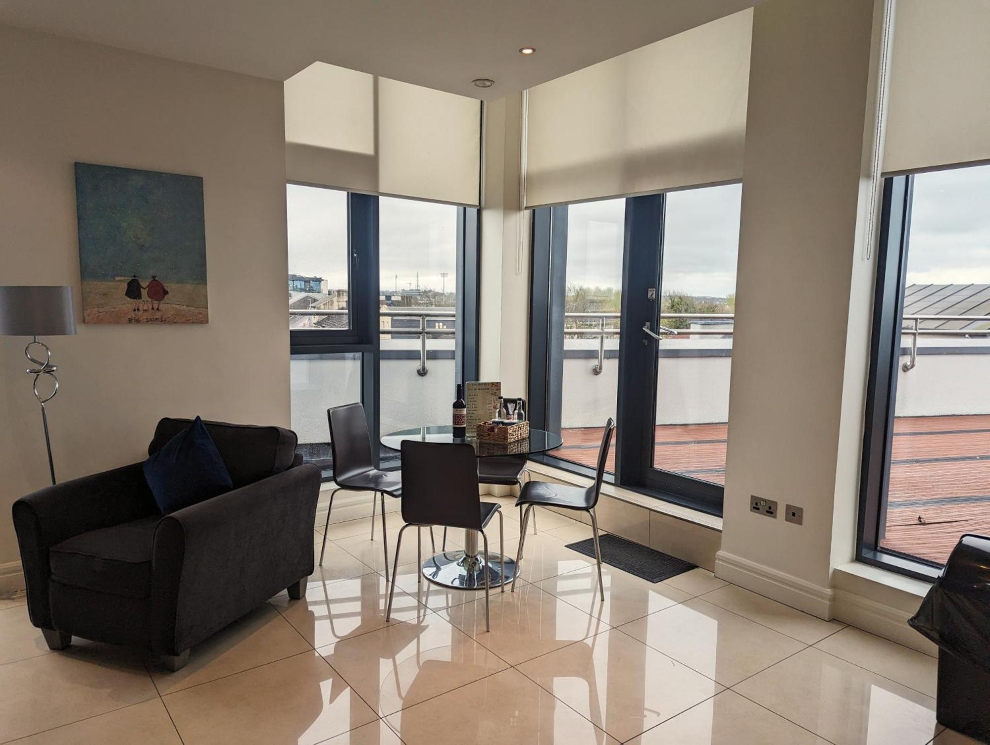 The Western Citypoint Apartments Galway Eksteriør bilde
