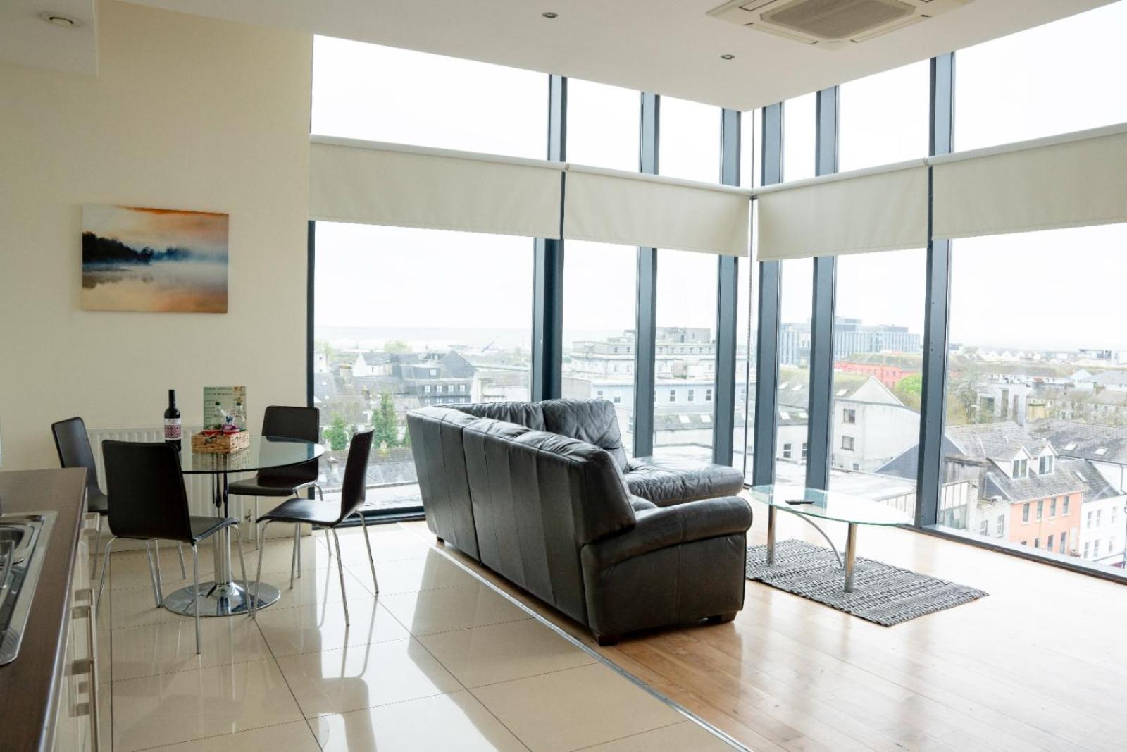 The Western Citypoint Apartments Galway Eksteriør bilde