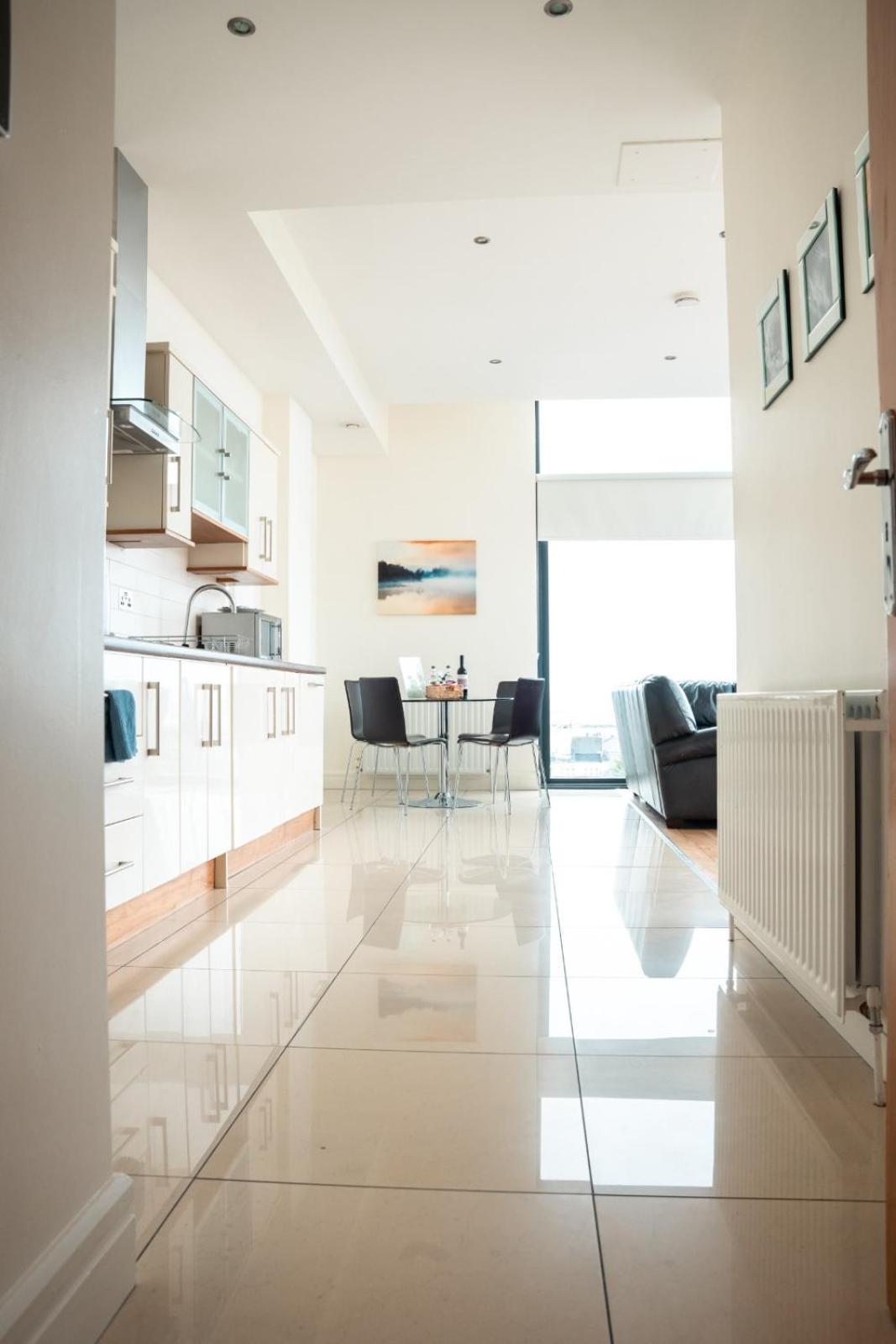 The Western Citypoint Apartments Galway Eksteriør bilde